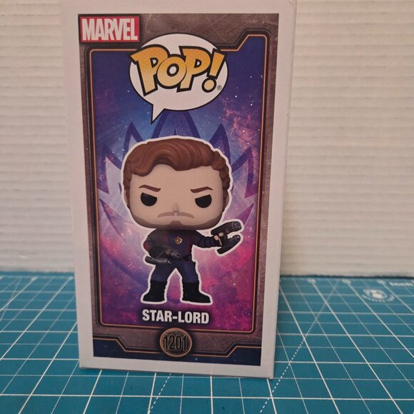 Funko POP Marvel MCU Guardians of the Galaxy Star-Lord GITD 1201 Vinyl Figure - Picture 4 of 6